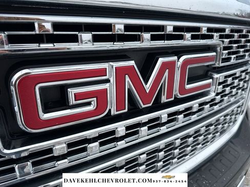 Used 2018 GMC Sierra 2500 Denali w/ Duramax Plus Package image 33