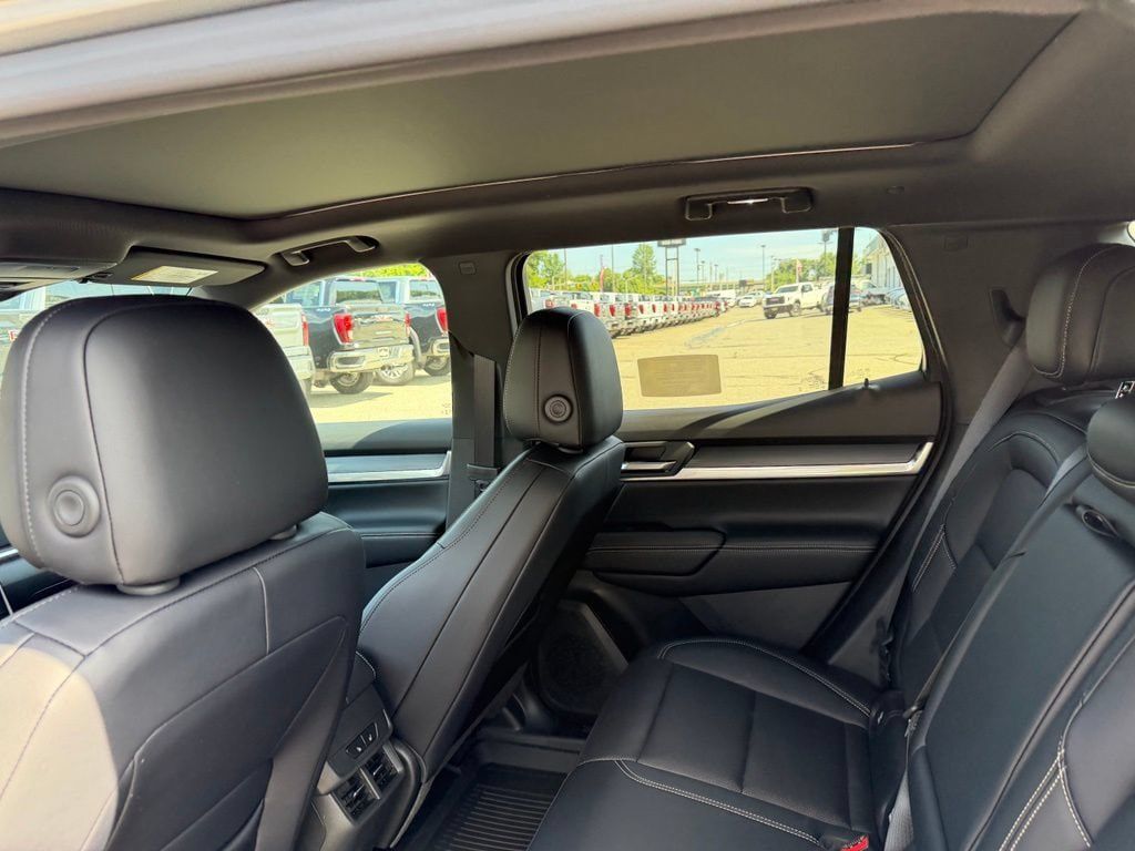 New 2027 GMC Terrain Elevation w/ Elevation Premium Package AWD/4WD image 10