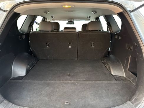 Used 2019 Hyundai Santa Fe SE image 13