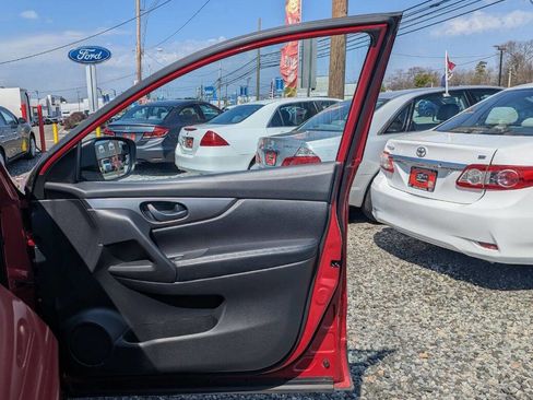 Used 2018 Nissan Rogue Sport S w/ S Appearance Package image 14