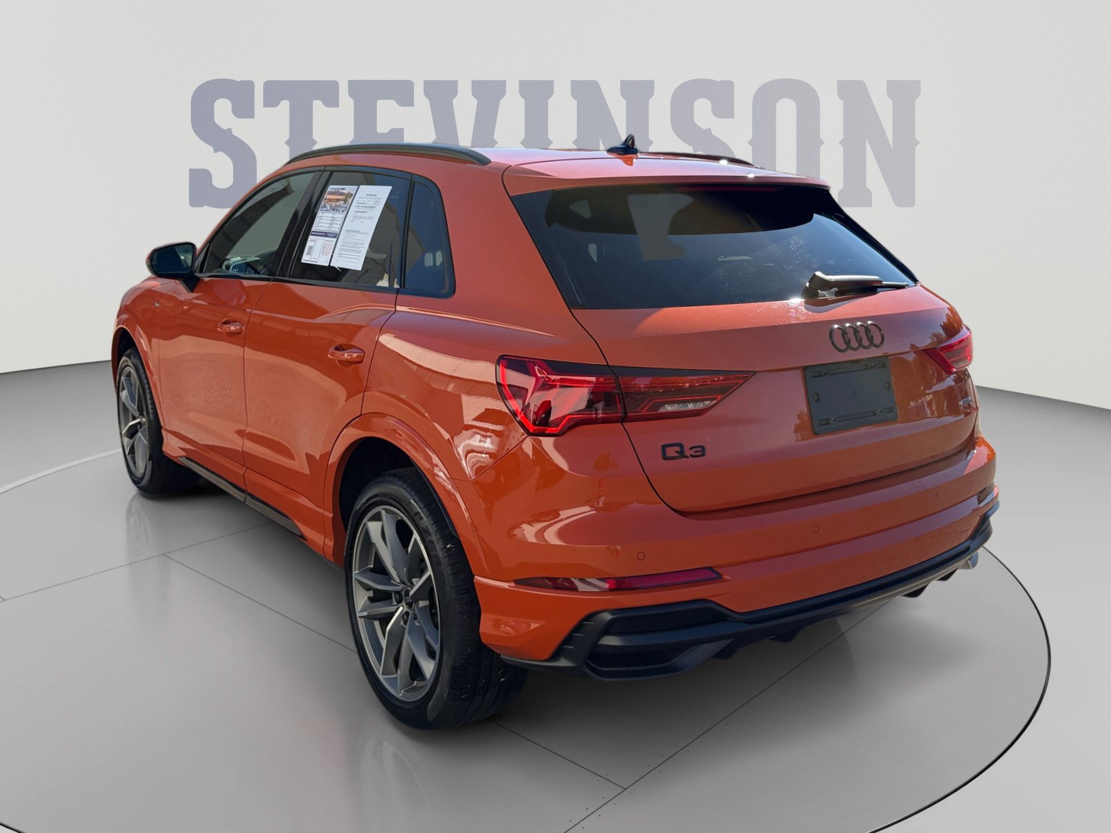 Used 2021 Audi Q3 2.0T Premium Plus w/ Premium Plus Package AWD/4WD image 3