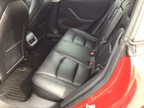 Used 2018 Tesla Model 3 Long Range image 13
