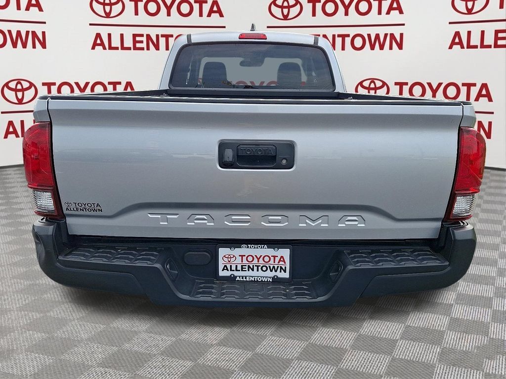 Used 2022 Toyota Tacoma SR RWD image 6