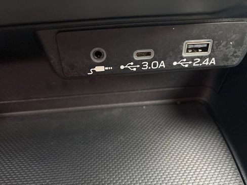 Used 2024 Subaru Crosstrek 2.0i Premium image 31