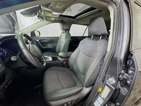 Certified 2022 Toyota RAV4 XLE image 14