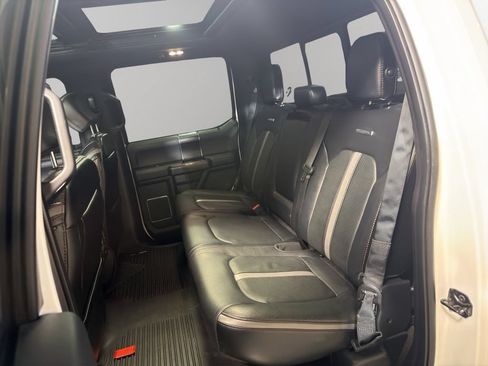 Used 2018 Ford F150 Platinum w/ Equipment Group 701A Luxury AWD/4WD image 18