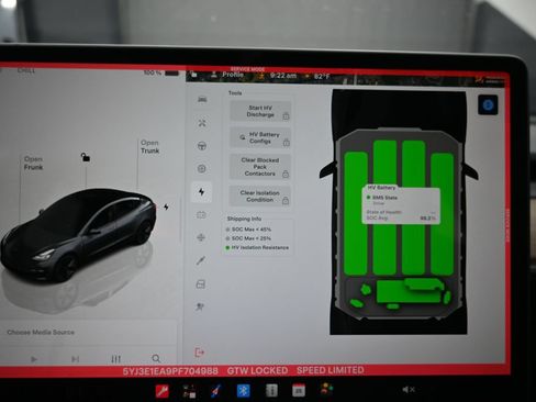 Used 2023 Tesla Model 3 Standard Range RWD image 18