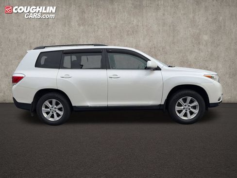 Used 2013 Toyota Highlander SE AWD/4WD image 10