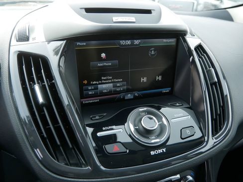 Used 2015 Ford Escape Titanium image 27