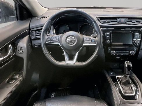 Used 2019 Nissan Rogue SL w/ Premium Package AWD/4WD image 10