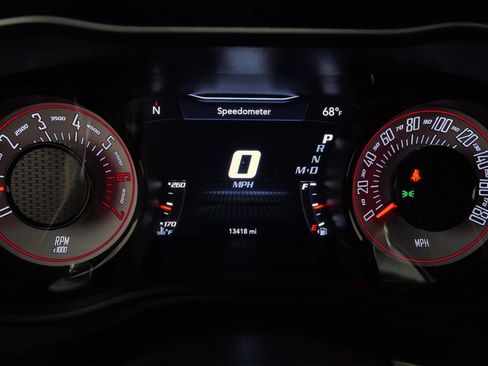 Used 2022 Dodge Challenger R/T Scat Pack RWD image 23