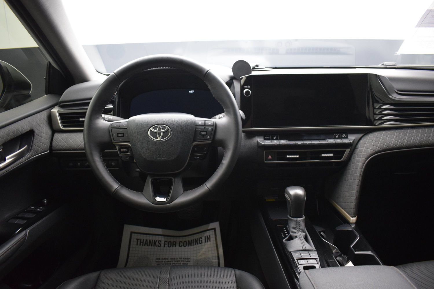 Used 2026 Toyota Camry XLE FWD image 14