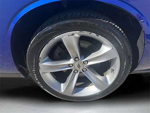 Used 2018 Dodge Challenger SXT w/ Super Sport Group (SS/T) image 28