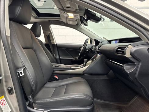 Used 2017 Lexus IS 300 300 image 7