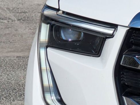 Certified 2025 GMC Acadia Elevation image 11