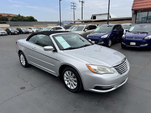 Used 2011 Chrysler 200 Touring FWD image 46