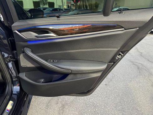 Used 2019 BMW M550i xDrive w/ Premium Package 2 AWD/4WD image 36