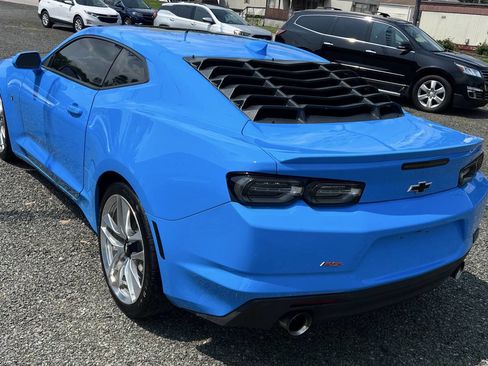 Used 2022 Chevrolet Camaro LT w/ RS Package image 10