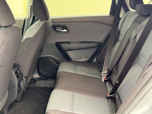 Used 2023 Nissan Rogue SV AWD/4WD image 10
