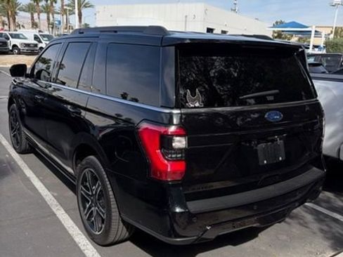 Used 2021 Ford Expedition Limited image 2