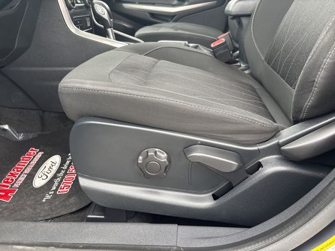 Used 2022 Ford EcoSport SE AWD/4WD image 17