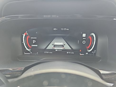 Used 2024 Nissan Pathfinder Platinum w/ Cargo Package image 21