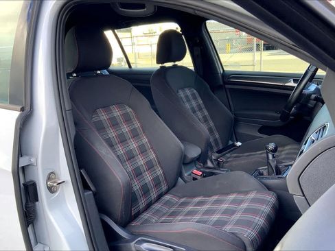 Used 2019 Volkswagen GTI S FWD image 13