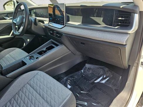 Used 2026 Volkswagen Tiguan S FWD image 20
