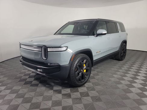 Used 2022 Rivian R1S Launch Edition AWD/4WD image 1