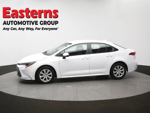 Used 2023 Toyota Corolla LE FWD image 60