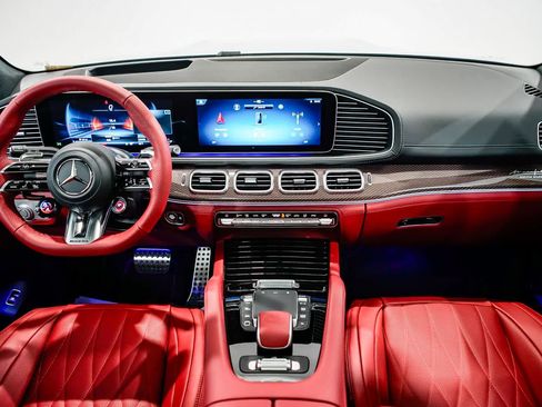 New 2026 Mercedes-Benz GLS 63 AMG 4MATIC image 12
