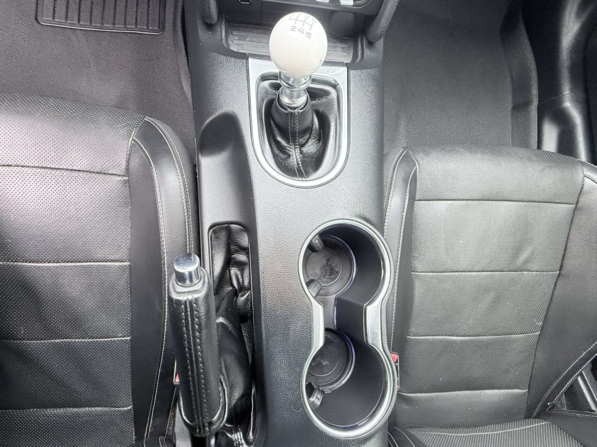 Used 2018 Ford Mustang GT Premium RWD image 13
