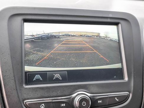 Used 2018 Chevrolet Malibu LT image 7