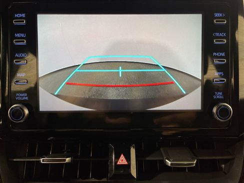 Used 2019 Toyota Corolla Hatchback image 21