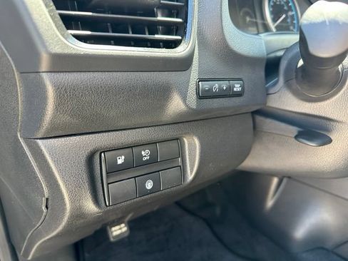 Used 2025 Nissan Leaf S FWD image 16