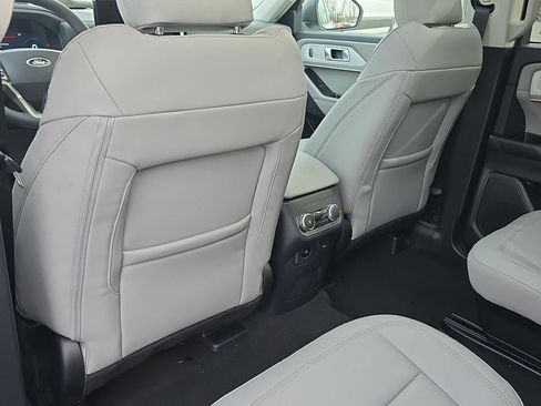 New 2026 Ford Explorer Active w/ Active Comfort Package image 33