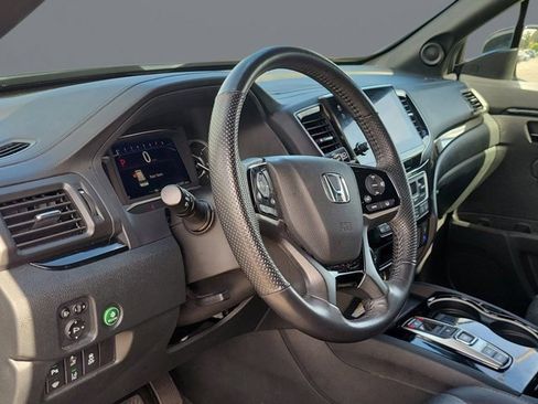 Used 2023 Honda Passport Elite image 5