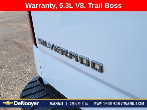 Used 2021 Chevrolet Silverado 1500 LT Trail Boss w/ Bed Protection Package AWD/4WD image 25