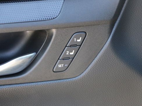 Used 2025 Honda CR-V Sport-L image 18