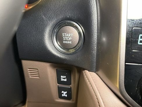 Certified 2023 Lexus GX 460 Premium AWD/4WD image 34