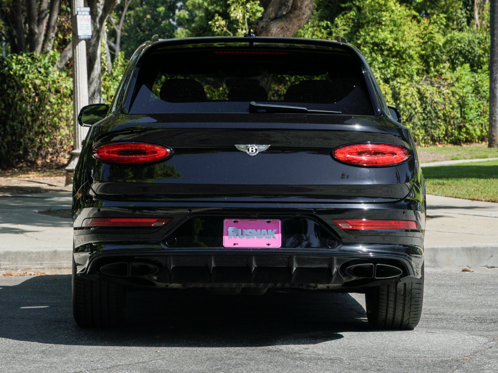 Certified 2023 Bentley Bentayga AWD/4WD image 6