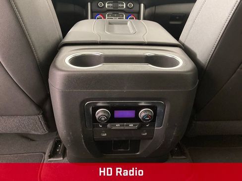 Used 2021 Chevrolet Tahoe Premier w/ Premium Package AWD/4WD image 17