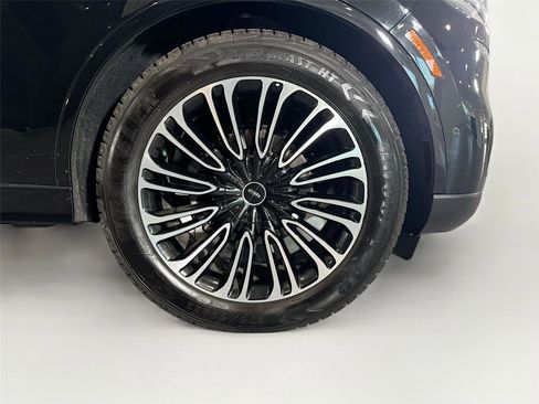 Used 2023 Lincoln Aviator Black Label w/ Dynamic Handling Package AWD/4WD image 34