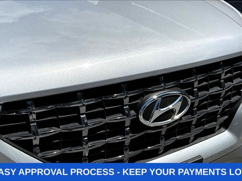 Used 2025 Hyundai Venue SEL FWD image 39