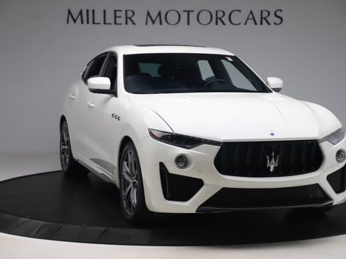 Used 2019 Maserati Levante Trofeo AWD/4WD image 10