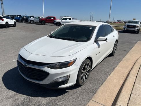 Used 2024 Chevrolet Malibu RS image 1
