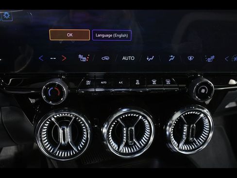 New 2025 Chevrolet Blazer EV LT image 16