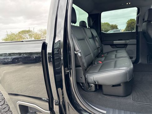 Used 2025 Ford F250 XLT w/ Tremor Off-Road Package image 27