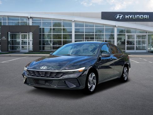New 2026 Hyundai Elantra Limited FWD image 1