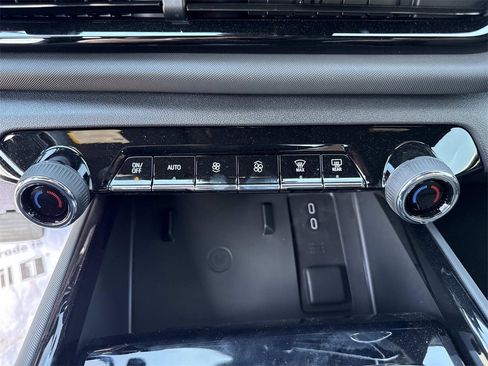 New 2026 Chevrolet Silverado EV Trail Boss w/ Premium Package image 18